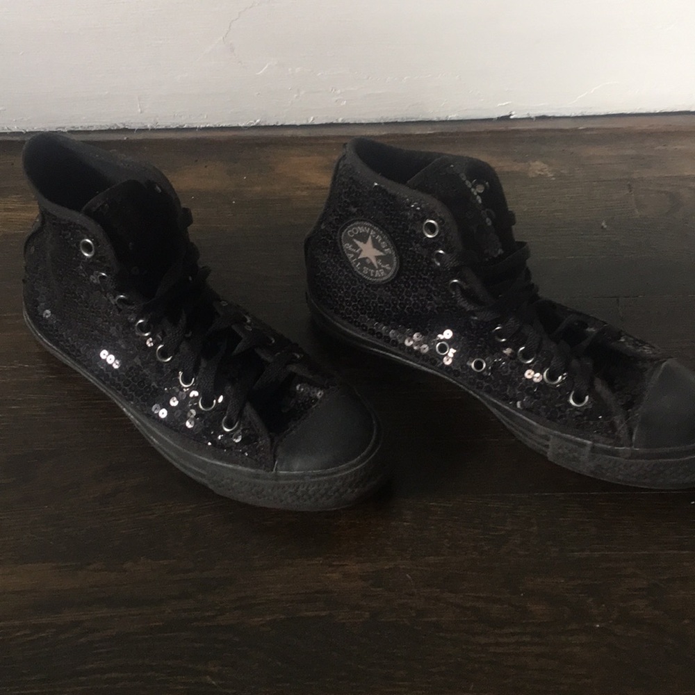 Unisex all black sequin Converse